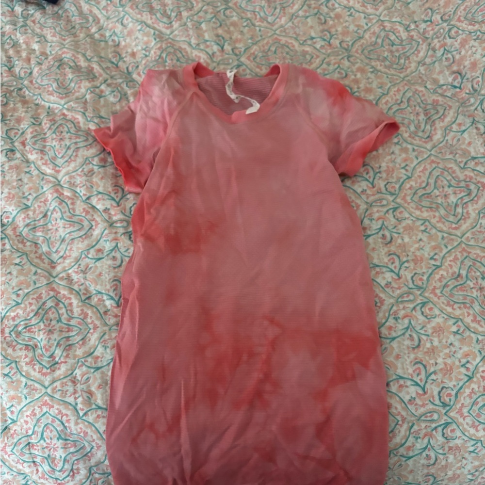 Size 0 pink tie dye Lulu lemon top